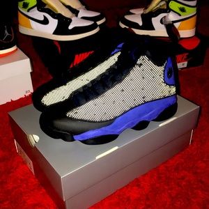 2020 retro Jordan 13 “Hyper Royal”